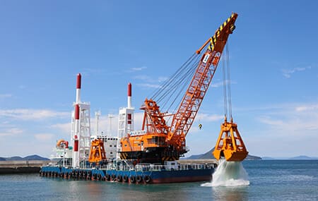 Marine Cranes pump